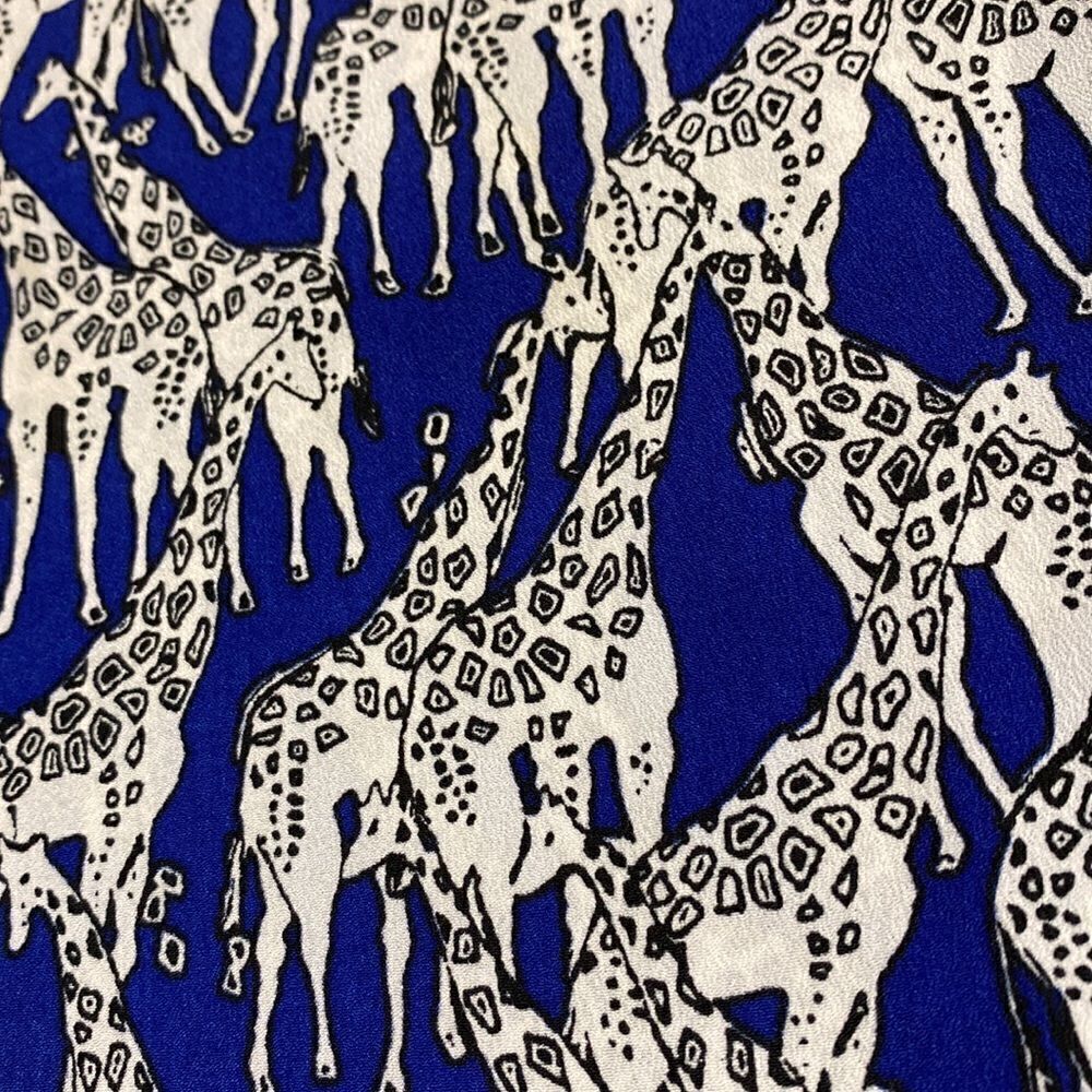 CHARTER CLUB Giraffe Print Safari Petite Blouse - Picture 4 of 8